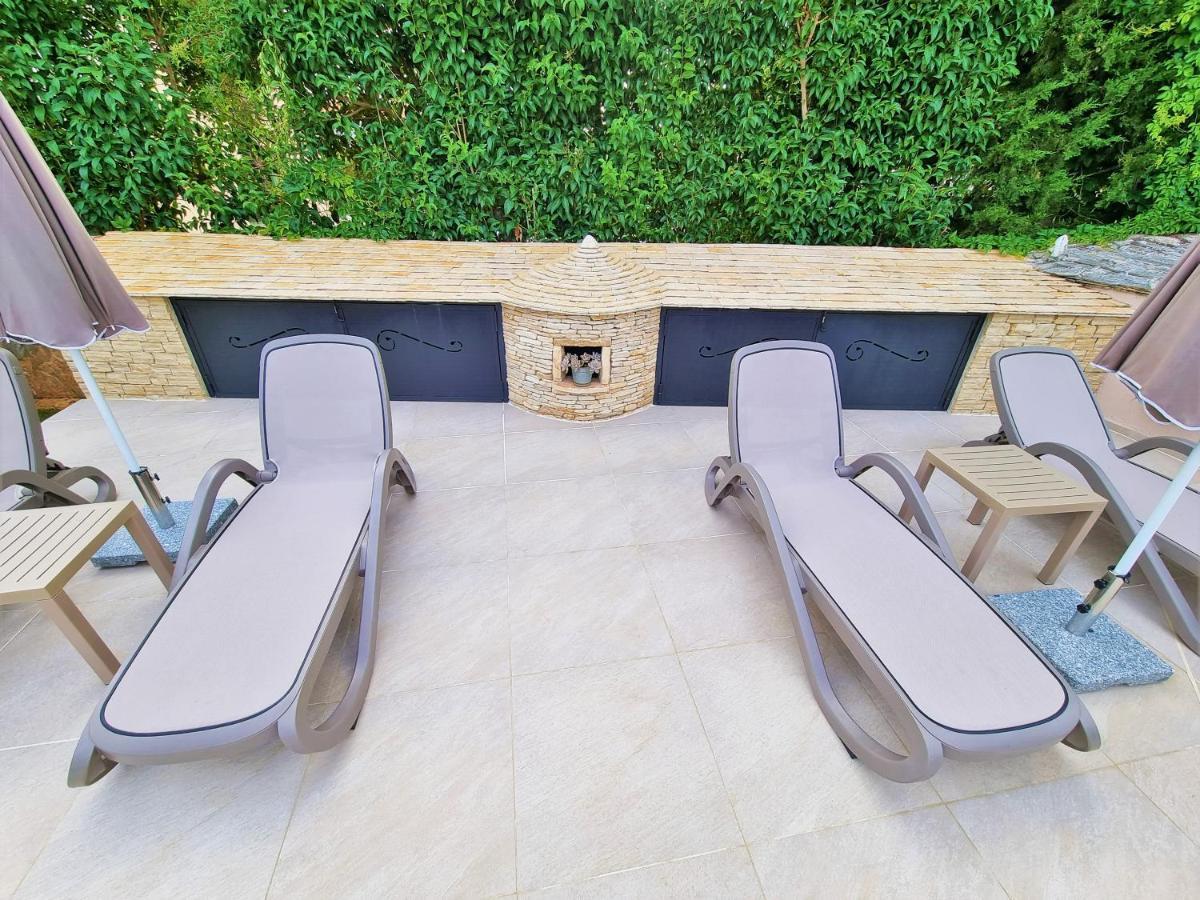 Apartment Villa Engel With Pool بوريتش المظهر الخارجي الصورة