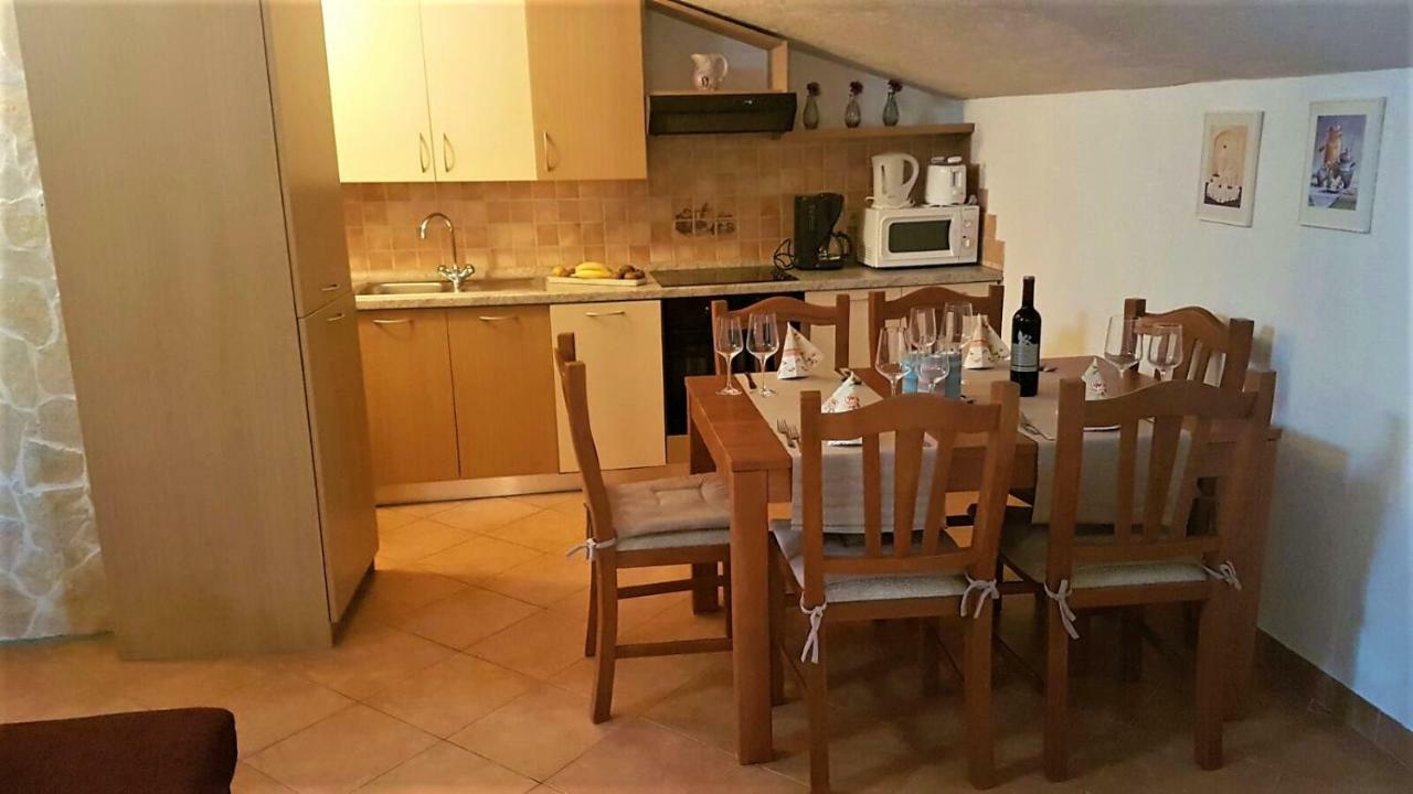 Apartment Villa Engel With Pool بوريتش المظهر الخارجي الصورة